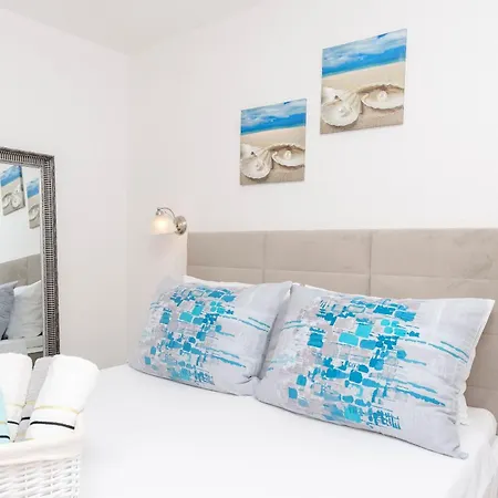 Ani Apartment