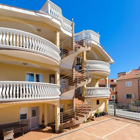 Appartement Ani *